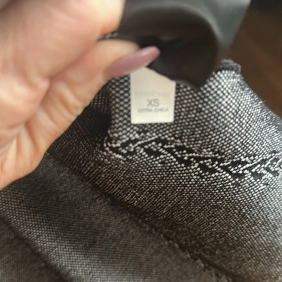 Bebe- size XS, fit tank top style top w/ flare mini bottom - Picture 8 of 9